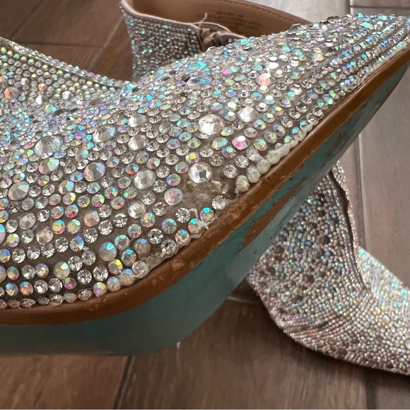 Betsey Johnson Silver Cady Rhinestones Boots sz 9 - Picture 6 of 11